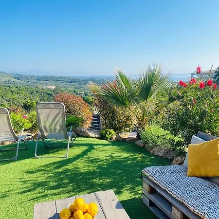 Magnifique Vue Et Montagne A Corse Sari-Solenzara